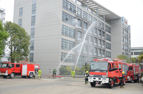 1492753801522690.jpg 1492753801522690.jpg